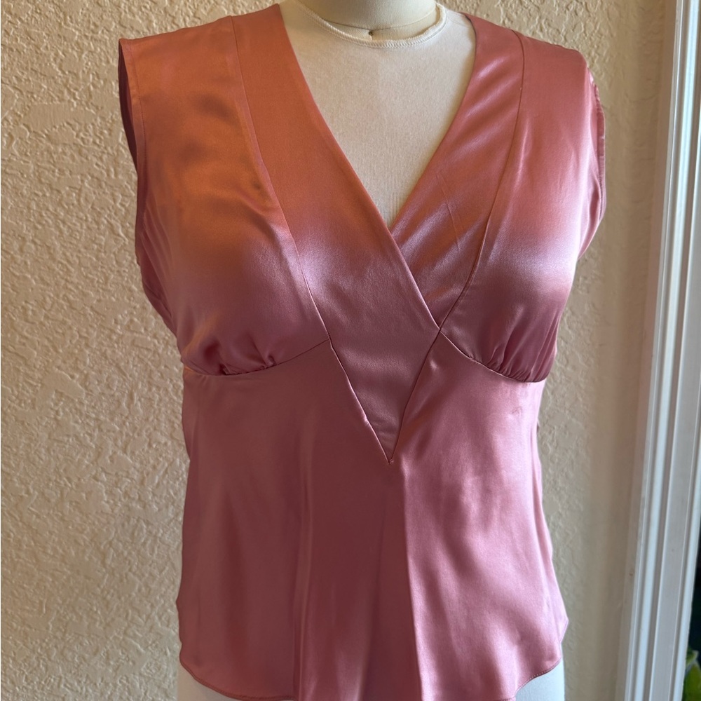 Jones New York Blush Silk V-Neck Blouse
